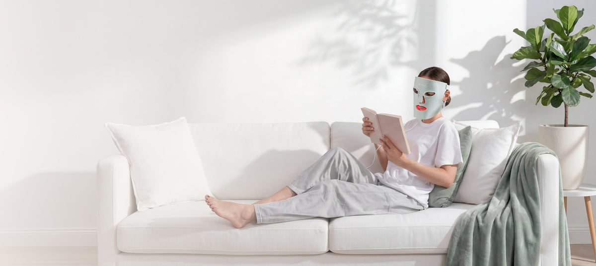 LED Light Therapy Face Mask